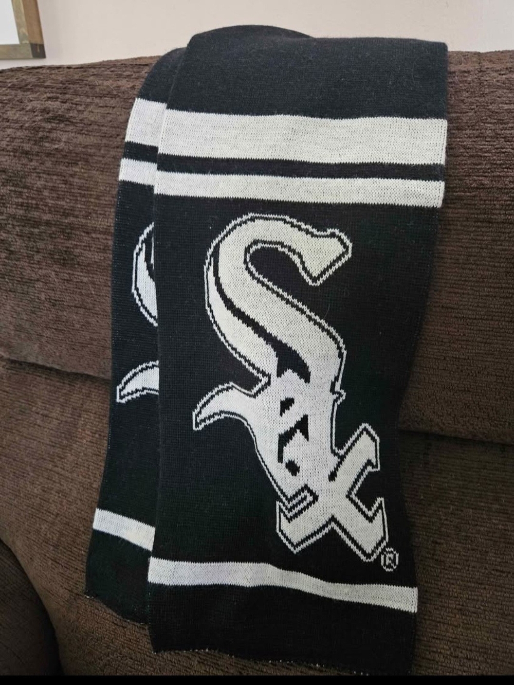 Chicago White Sox Black & White Team Scarf